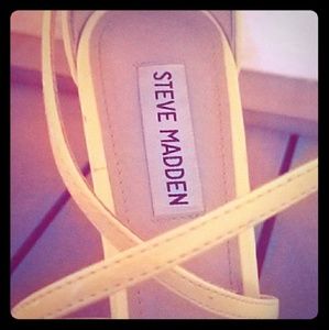 Steve Madden yellow heels